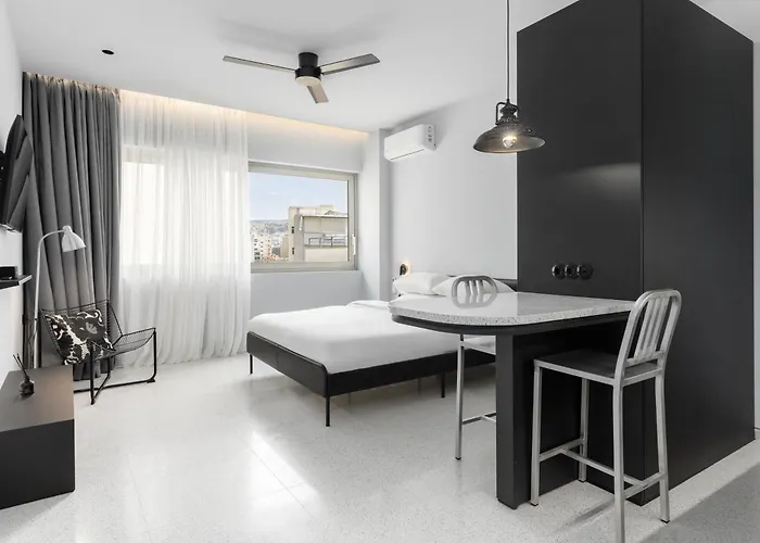 Nero Luxury By Zennova דירה
