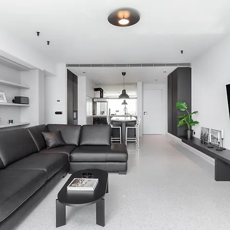 Apartment Nero Luxury By Zennova